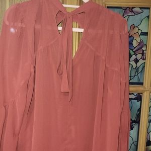 Blouse orange color SZ Medium long sleeve very comfortable Polyester